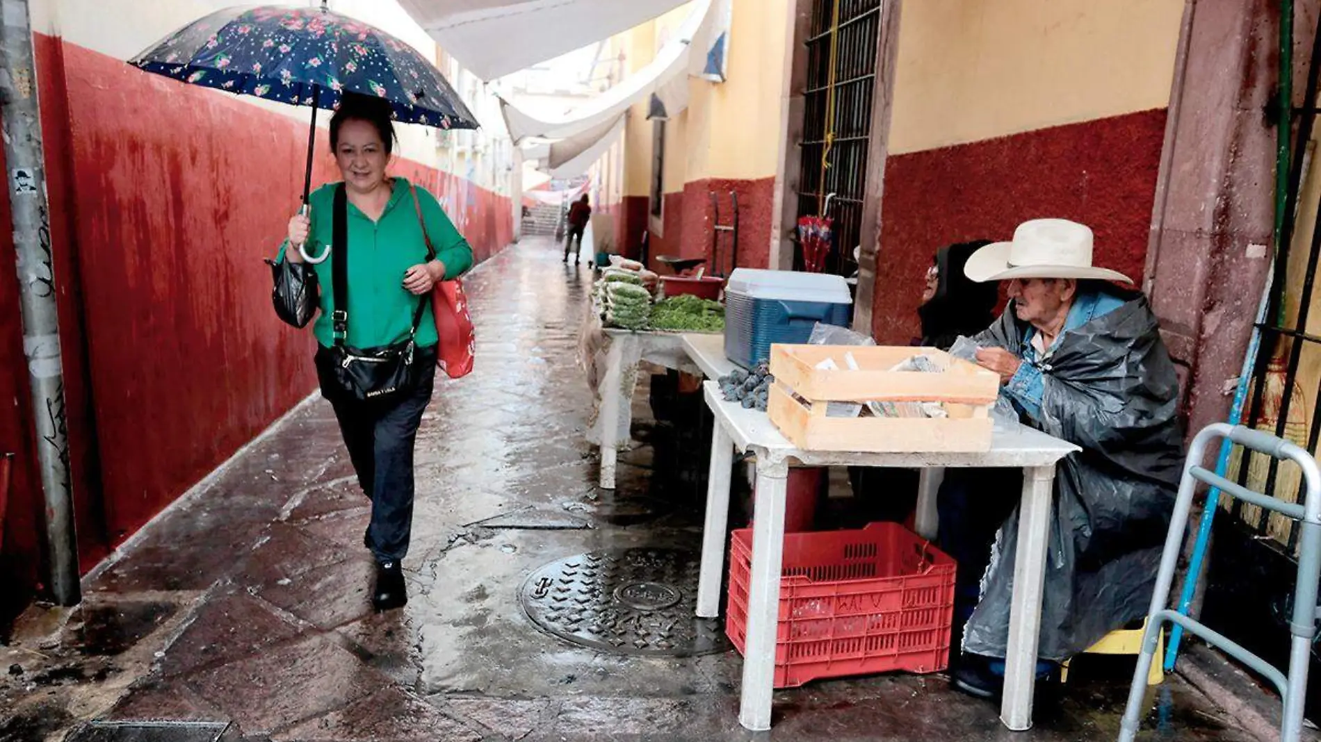 Lluvia en el centro de Zacatecas